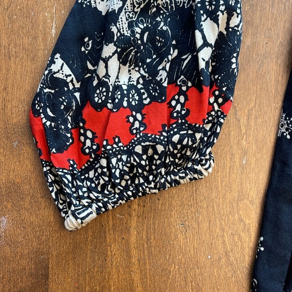 🌸Vintage American Blues cold shoulder long sleeve top - Picture 4 of 9